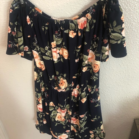 Romper - Picture 2 of 2